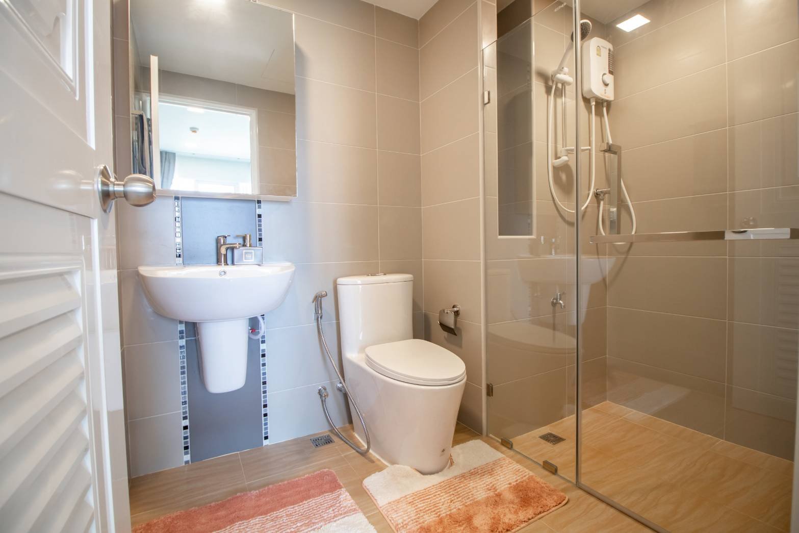 CS0012 Toilette u. Dusche