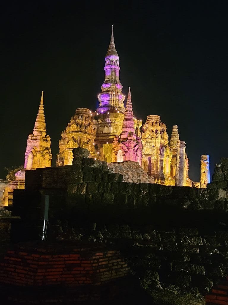 Sukhothai bei Nacht (7)